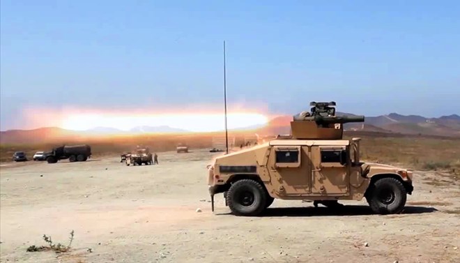 Năm 2003, Bộ quốc phòng Anh công bố quyết định mua các tên lửa Javelin để làm trang bị vũ khí chống tăng loại nhẹ.